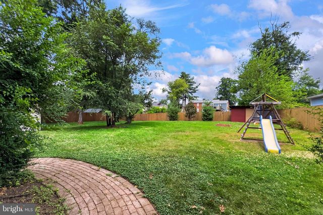 9021 WEIR ST, Manassas, VA 20110