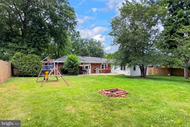 9021 WEIR ST, Manassas, VA 20110