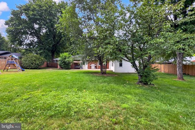 9021 WEIR ST, Manassas, VA 20110