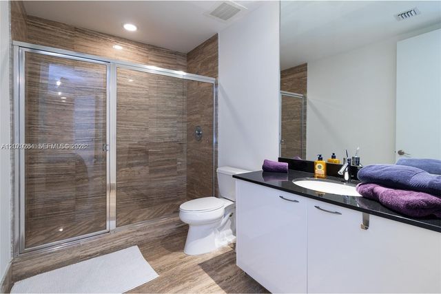 15811 Collins Avenue 2103, Sunny Isles Beach, FL 33160