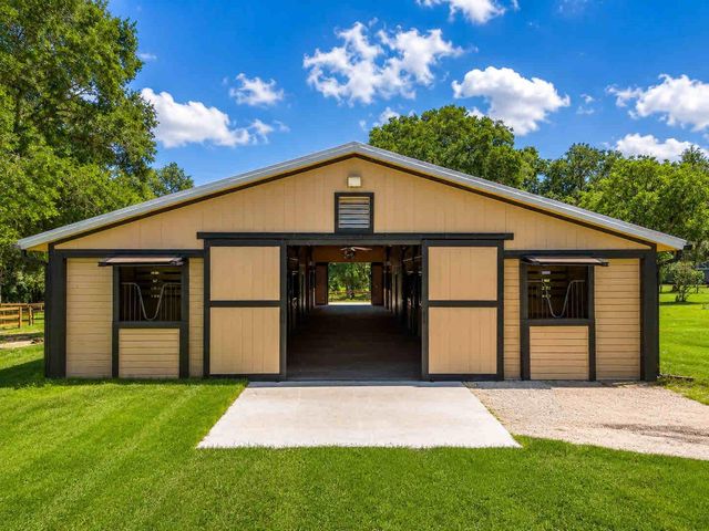 196 NW 100TH AVENUE, Ocala, FL 34482