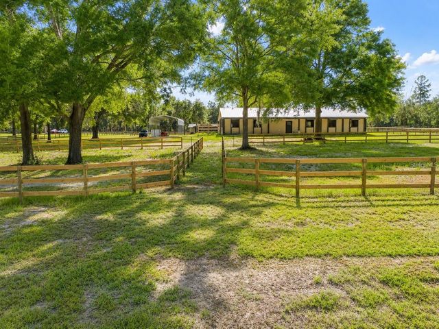 196 NW 100TH AVENUE, Ocala, FL 34482