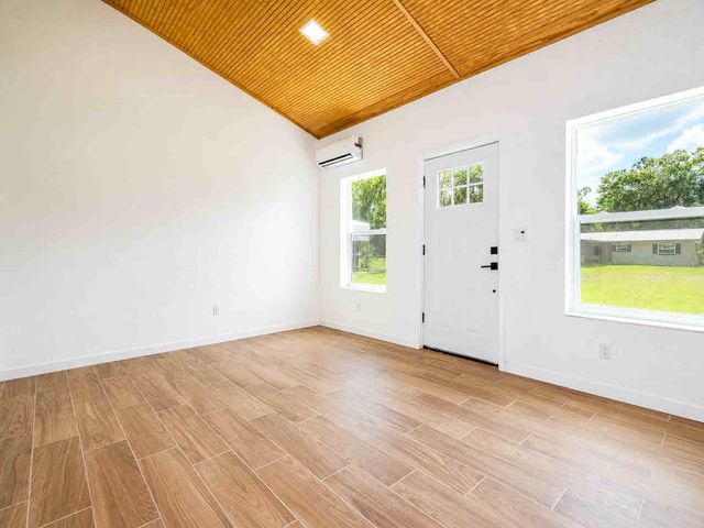 196 NW 100TH AVENUE, Ocala, FL 34482
