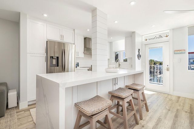 108 Paradise Harbour Boulevard 210, North Palm Beach, FL 33408