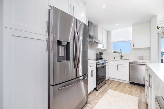 108 Paradise Harbour Boulevard 210, North Palm Beach, FL 33408