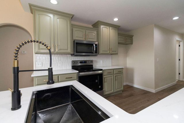 240 Cedar Lane, Billings, MO 65610