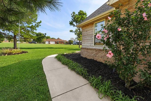 240 Cedar Lane, Billings, MO 65610
