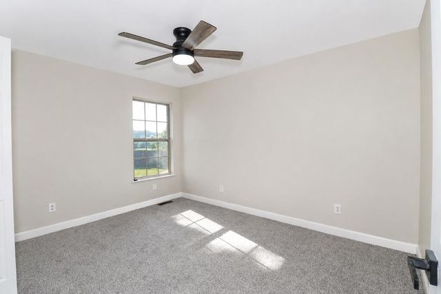 240 Cedar Lane, Billings, MO 65610