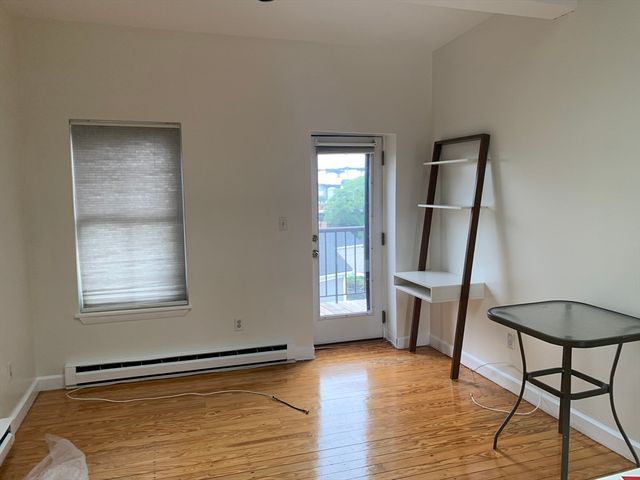38 Williams St D, Chelsea, MA 02150