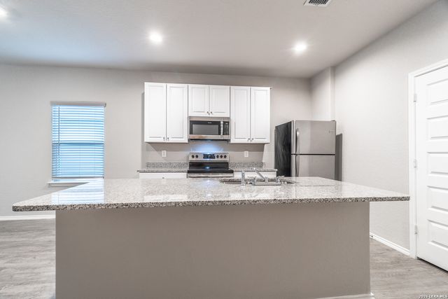 1123 Thea Cv, New Braunfels, TX 78130