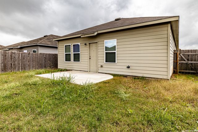1123 Thea Cv, New Braunfels, TX 78130