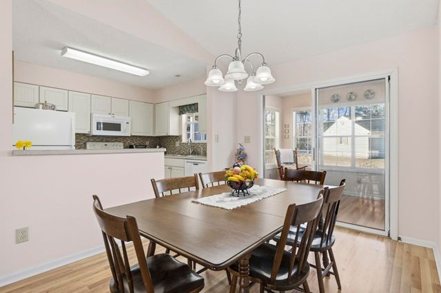 107 Purple Martin Dr., Murrells Inlet, SC 29576