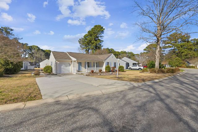 107 Purple Martin Dr., Murrells Inlet, SC 29576