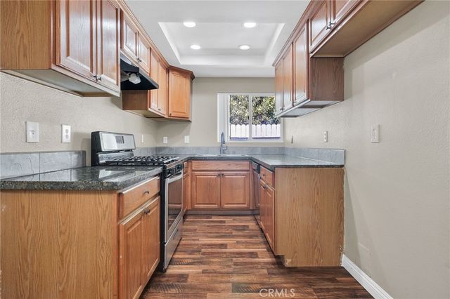 1010 S Victoria Avenue, Corona, CA 92879