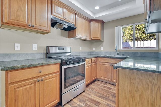1010 S Victoria Avenue, Corona, CA 92879