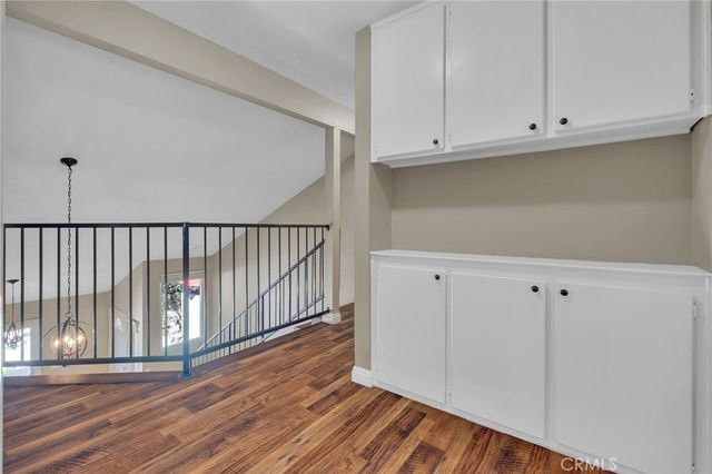 1010 S Victoria Avenue, Corona, CA 92879