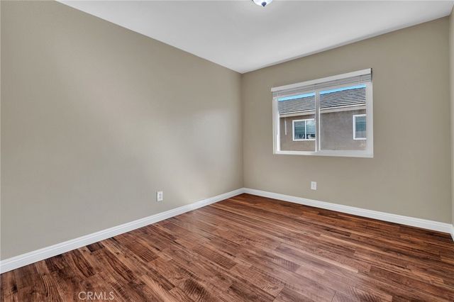 1010 S Victoria Avenue, Corona, CA 92879