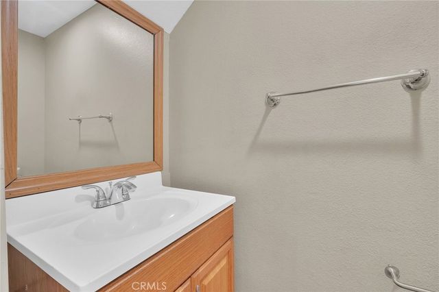 1010 S Victoria Avenue, Corona, CA 92879