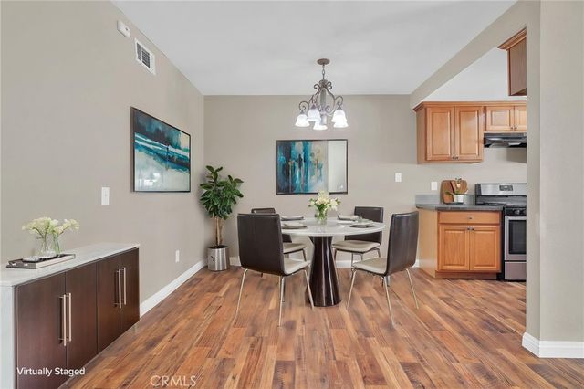 1010 S Victoria Avenue, Corona, CA 92879