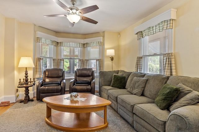 140 Lake View Ave, Lynn, MA 01904