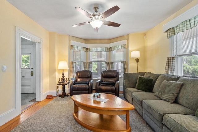 140 Lake View Ave, Lynn, MA 01904