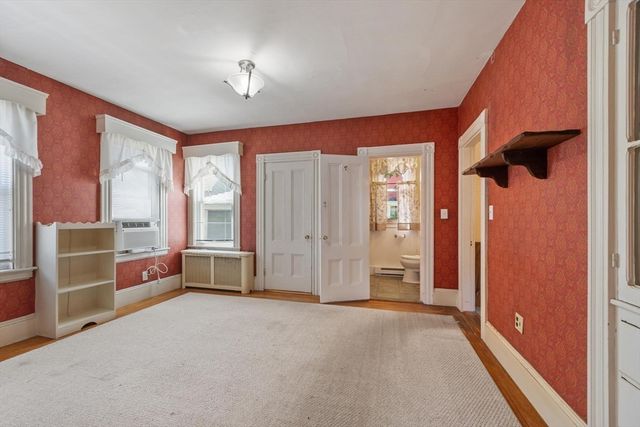 140 Lake View Ave, Lynn, MA 01904