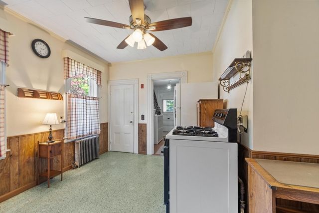 140 Lake View Ave, Lynn, MA 01904