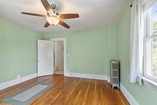 140 Lake View Ave, Lynn, MA 01904