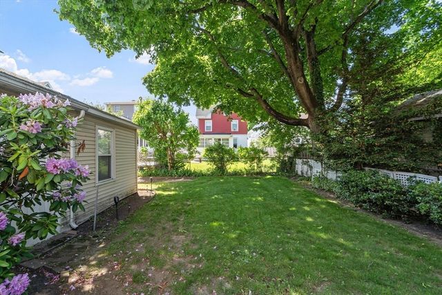 140 Lake View Ave, Lynn, MA 01904