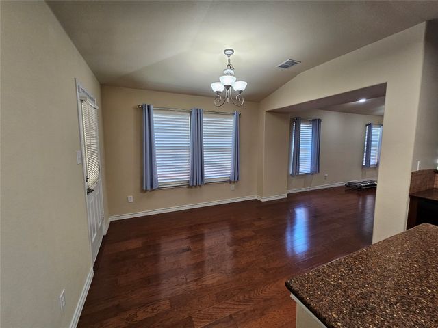 2421 Creek Villas Drive, Bedford, TX 76022