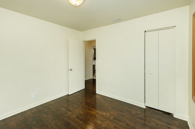 1352 Johnson Street, Des Moines, IA 50315