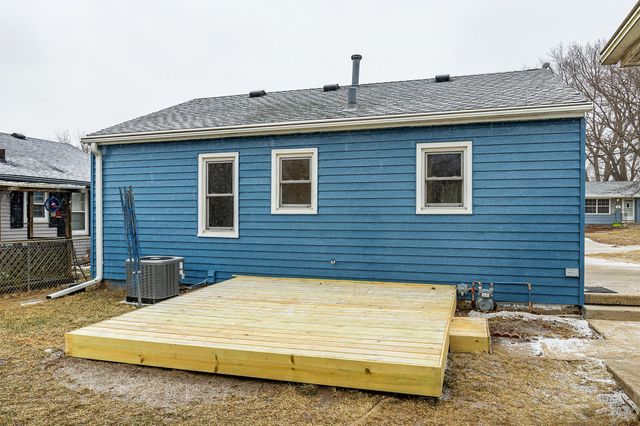 1352 Johnson Street, Des Moines, IA 50315