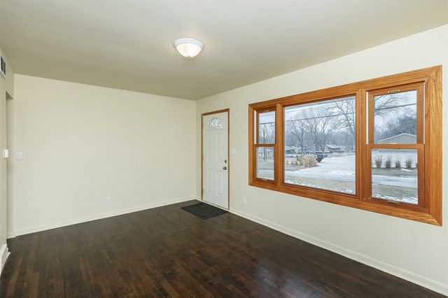 1352 Johnson Street, Des Moines, IA 50315