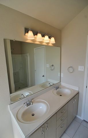 2816 Park Springs Drive, Grand Prairie, TX 75052