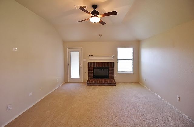 2816 Park Springs Drive, Grand Prairie, TX 75052