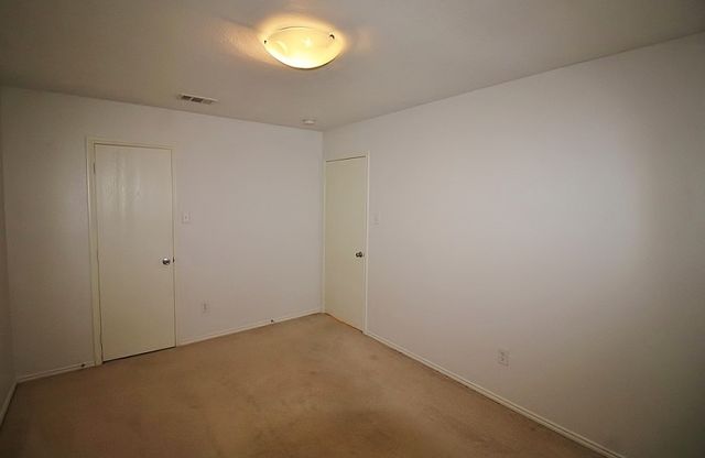2816 Park Springs Drive, Grand Prairie, TX 75052