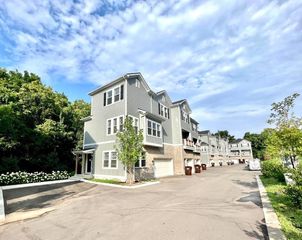 450 Glastonbury Rd Apt 6, Nashville, TN 37217