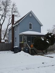 3232 Ezra Avenue, Zion, IL 60099