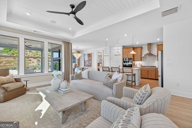 5384 Miravista Way, Hoschton, GA 30548