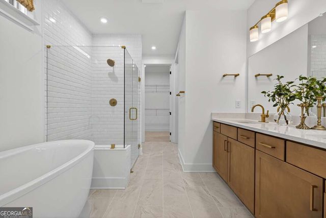 5384 Miravista Way, Hoschton, GA 30548