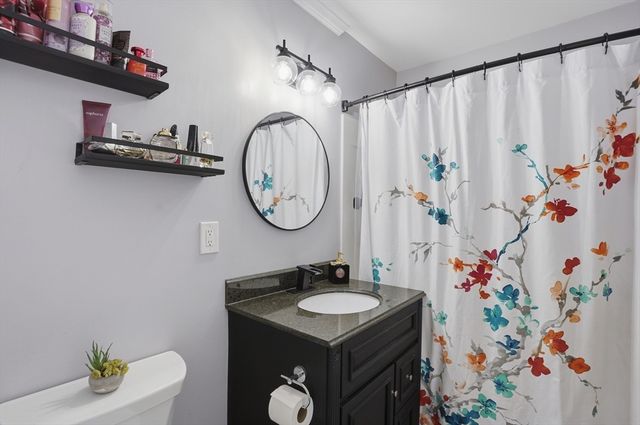 23 Dryden Street, Worcester, MA 01605