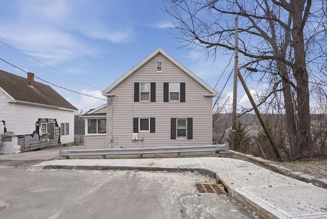 23 Dryden Street, Worcester, MA 01605