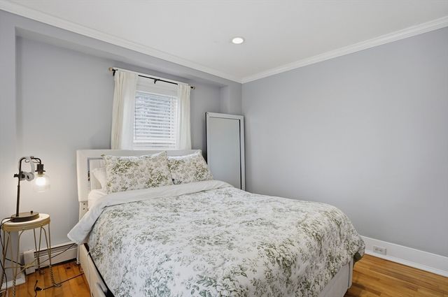 23 Dryden Street, Worcester, MA 01605