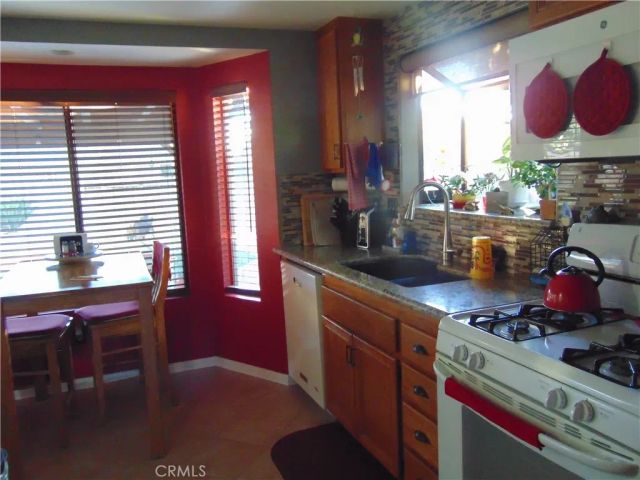 33763 Noreen, Yucaipa, CA 92399