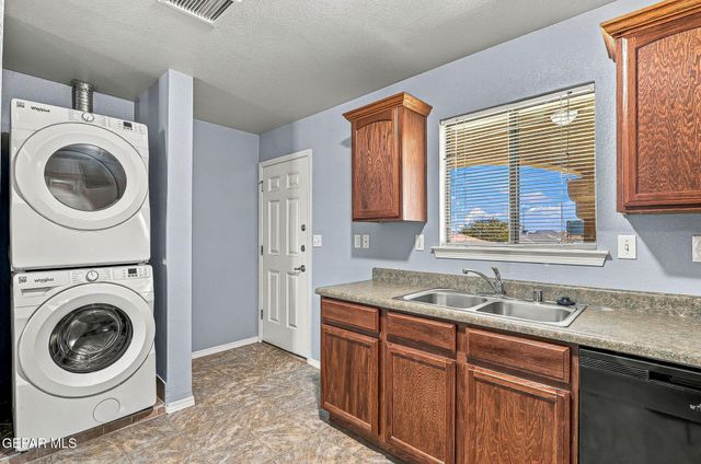 14310 GIL REYES Drive C, El Paso, TX 79938