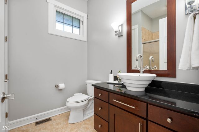 5202 Logan Lane, Indianapolis, IN 46250
