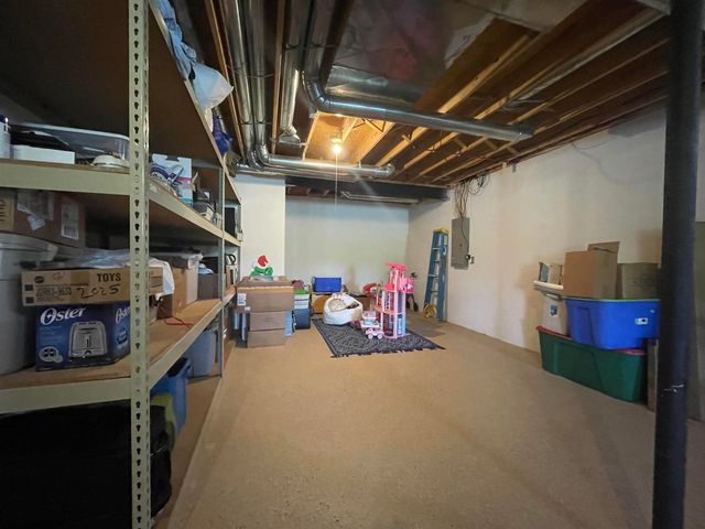 6174 Lone Oak Circle, Grand Blanc, MI 48439
