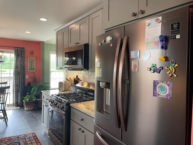 6174 Lone Oak Circle, Grand Blanc, MI 48439