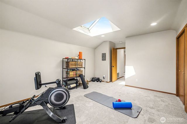 24216 129th Avenue SE, Kent, WA 98030