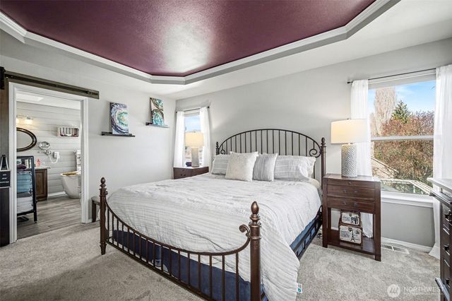 24216 129th Avenue SE, Kent, WA 98030